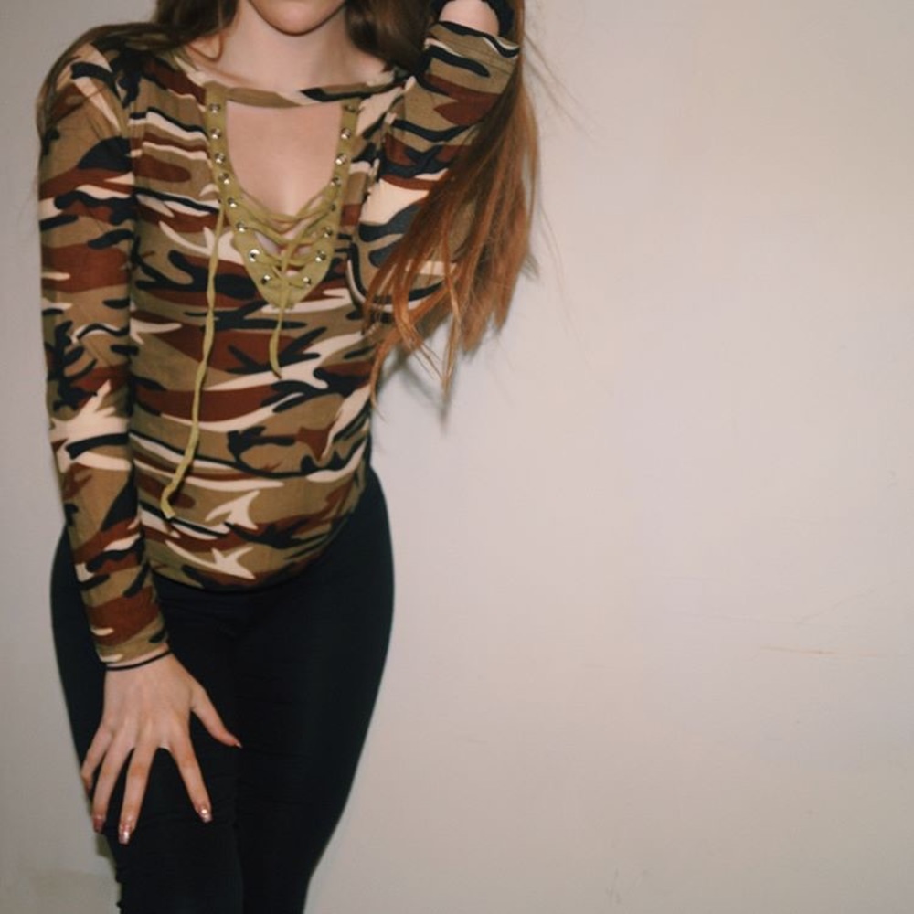 Camo laced up shirt